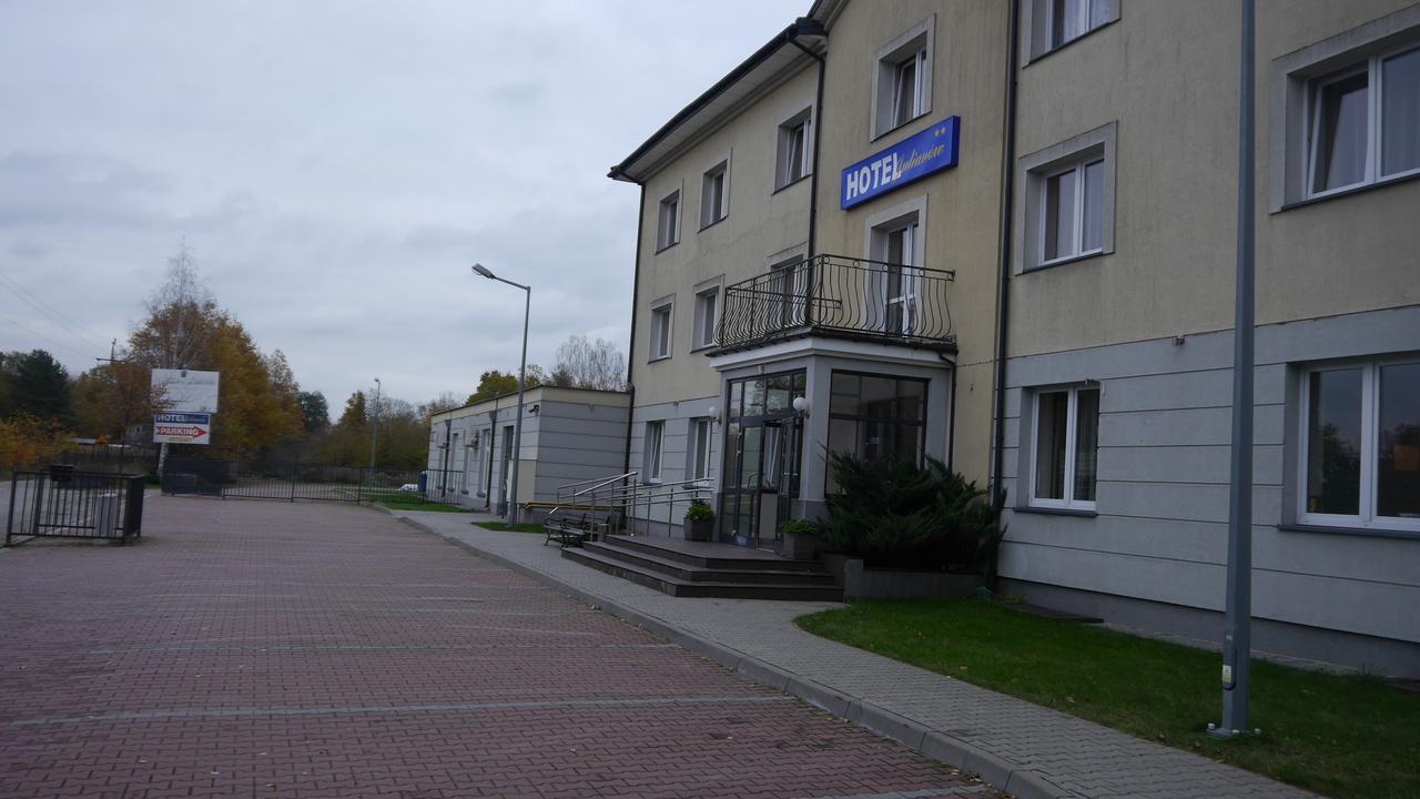 Hotel Julianow Warsaw Exterior photo
